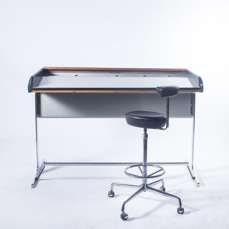 Bild 3 zu Objekt, 'Rolltop-high-desk' from the 'Action Office I' series, 1964, Miller, Herman, Zeeland, 136A 190