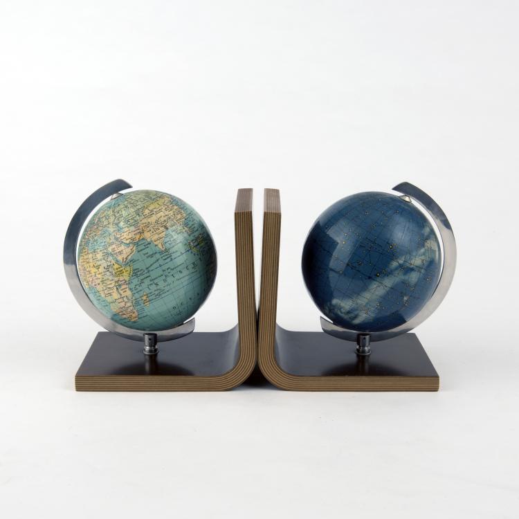 Bild 1 zu Objekt, Zwei Buchst&uuml;tzen 'Globus', 1950er Jahre, Columbus-Verlag Paul Oestergaard, Berling-Stuttgart, 137B 391