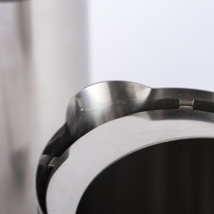 Bild 4 zu Objekt, Sieben Kaffee- und Barteile 'Cylinda Line', 1967, Arne Jacobsen, Stelton, Gentofte, 137A 140