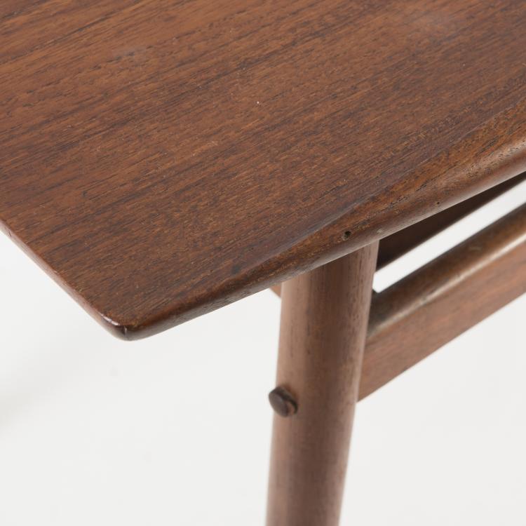 Bild 2 zu Objekt, Side table, 1950s, Grete Jalk, Jeppesen, P., M&oslash;belfabrik, Kopenhagen, 137A 46
