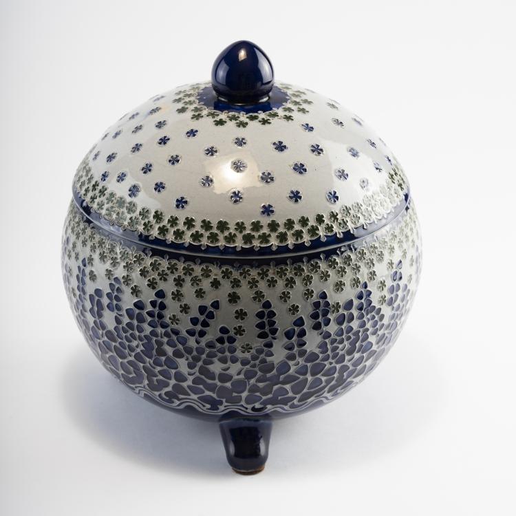 Bild 1 zu Objekt, Covered bowl, c. 1906, Richard Riemerschmid, Merkelbach, Reinhold, Grenzhausen, 139A 18