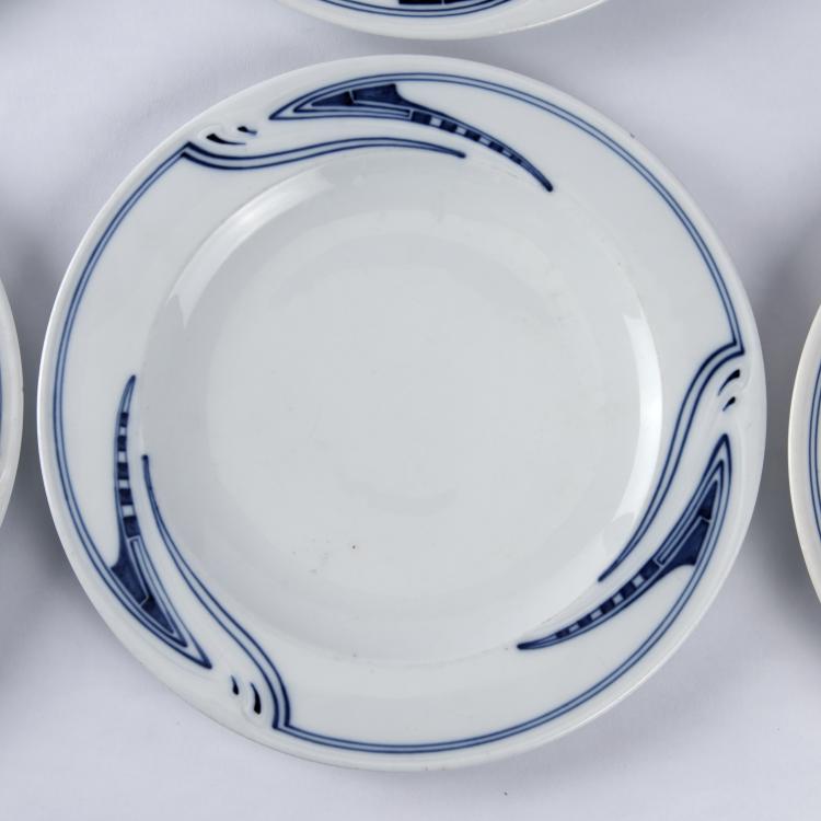 Bild 1 zu Objekt, Sechs Speiseteller 'Peitschenhieb', 1903/04, Henry van de Velde, Meissen, KPM, 136A 4