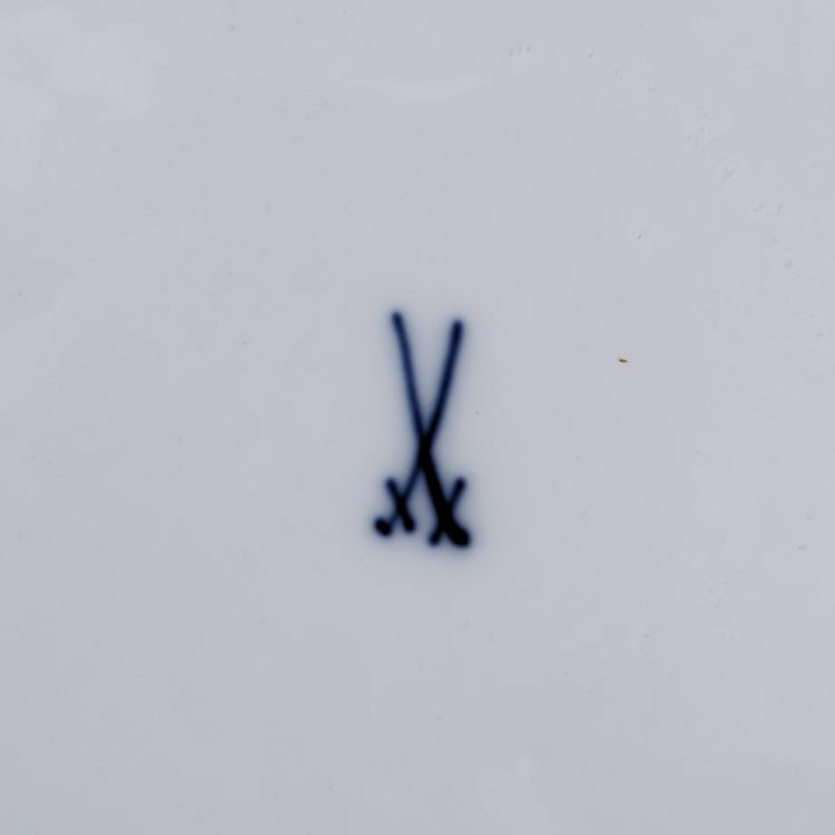 Bild 3 zu Objekt, Sechs Speiseteller 'Peitschenhieb', 1903/04, Henry van de Velde, Meissen, KPM, 136A 4