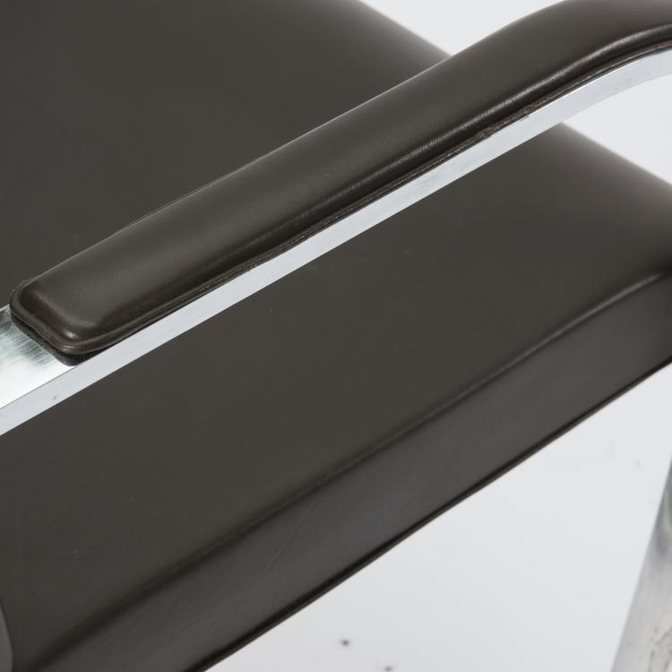 Bild 3 zu Objekt, Eight 'Brno' armchairs, 1929/30, Ludwig Mies van der Rohe, Knoll International, New York, 137B 225