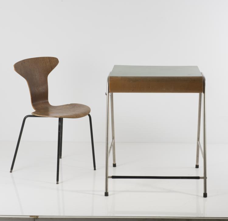 Bild 5 zu Objekt, Pult 'Munkegaard' und Stuhl '3105', 1952-55, Arne Jacobsen, Hansen Fritz, Aller&oslash;d, 137A 55
