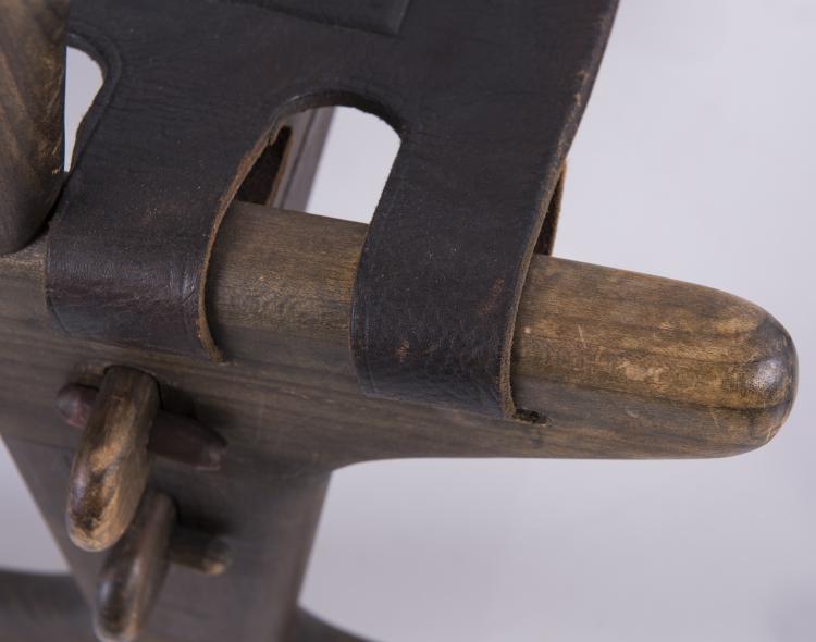 Bild 3 zu Objekt, Rocking chair with stoo, c1970, Angel Pazmino, Meubles de Estilo, Ecuador, 137B 478