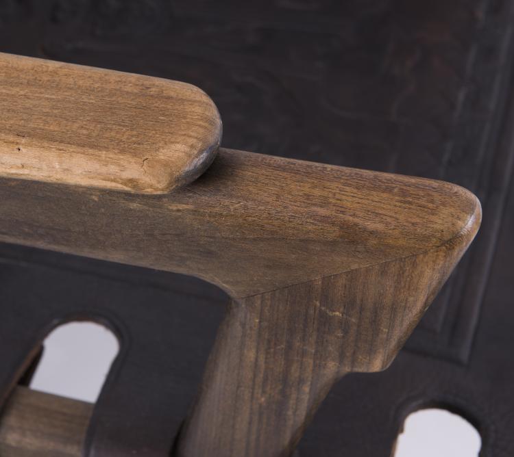 Bild 4 zu Objekt, Rocking chair with stoo, c1970, Angel Pazmino, Meubles de Estilo, Ecuador, 137B 478