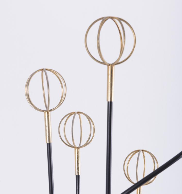 Bild 1 zu Objekt, Coat hanger, c1950, Roger F&eacute;raud, G&eacute;o, Frankreich, 137B 256