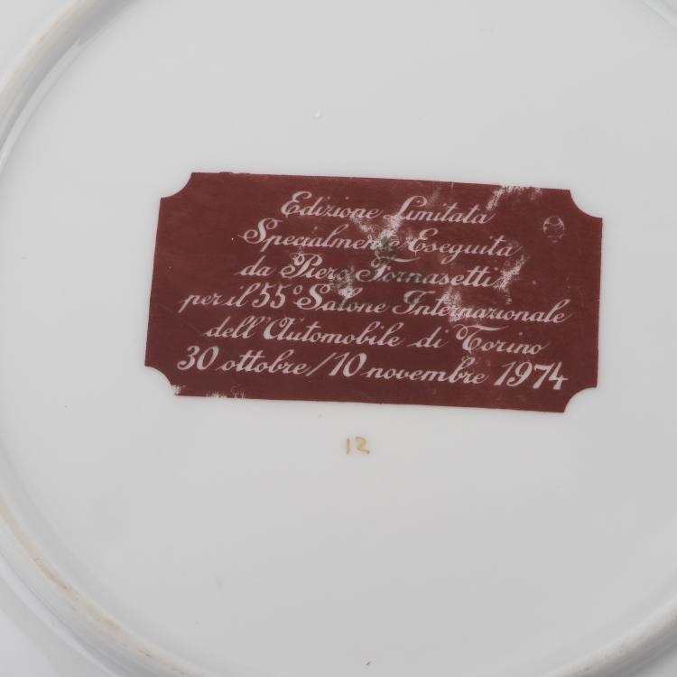 Bild 3 zu Objekt, Acht Teller 'Salone Internazionale dell'Automobile di Torino', 1968-1975, Piero Fornasetti, Fornasetti, Mailand, 137B 514
