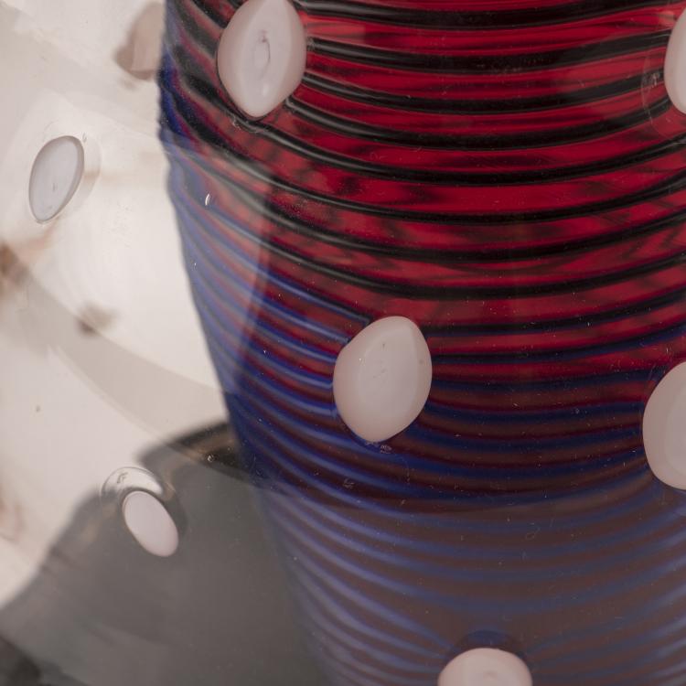 Bild 2 zu Objekt, 'Micel' vase from the 'Cinque Vasi' series, 1991, Marco Zanini, Venini & C., Murano, 137B 372