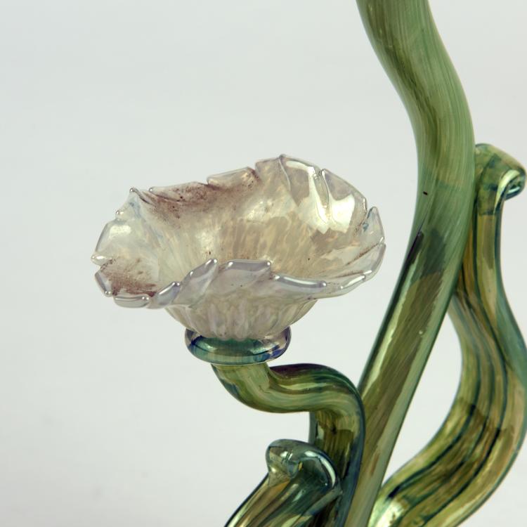 Bild 2 zu Objekt, Footed bowl in the shape of a flower, 1920s, Murano, 137C 769