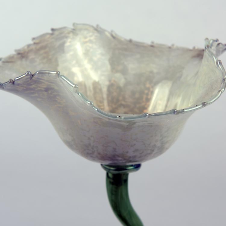 Bild 3 zu Objekt, Footed bowl in the shape of a flower, 1920s, Murano, 137C 769
