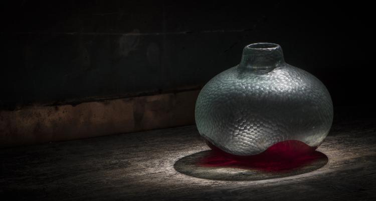 Bild 2 zu Objekt, Vase 'Battuto bicolore', um 1940, Carlo Scarpa, Venini & C., Murano, 137C 625