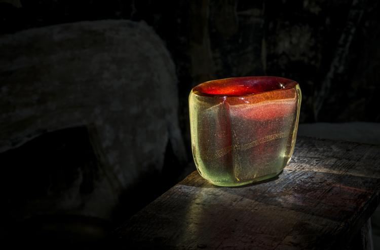 Bild 1 zu Objekt, 'Sommerso a bollicine' vase, c1934-36, Carlo Scarpa, Venini & C., Murano, 137C 613