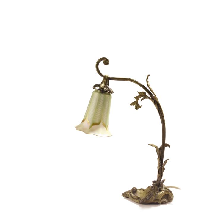 Hauptbild zu Objekt, Table light, c1910-15, Quezal Art Glass & Decorating Company, New York, 138B 295