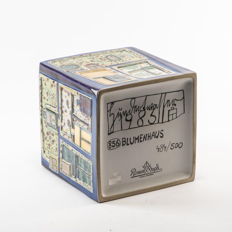 Bild 3 zu Objekt, 'Blumenhaus' object, 1983, Friedensreich Hundertwasser, Rosenthal. limitierte Kunstreihe, 138C 825