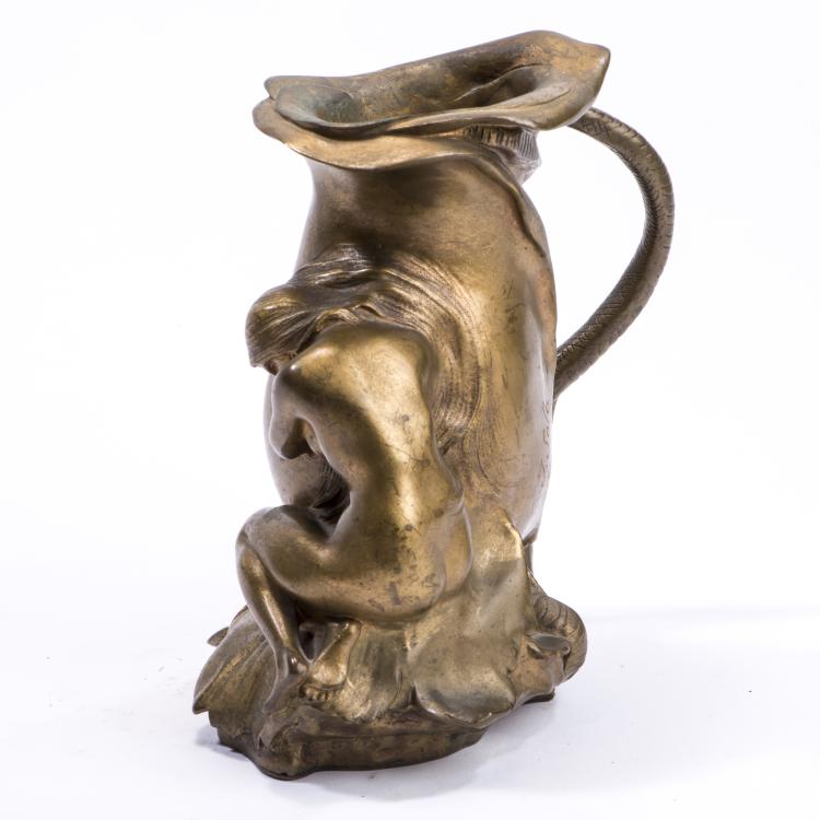 Bild 1 zu Objekt, Symbolist vase with handles, c1900, Jean Sol&agrave;, Sola, Jean, 138B 443