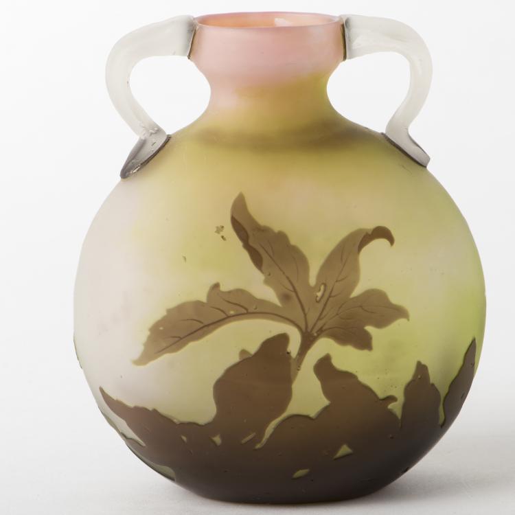 Bild 5 zu Objekt, 'Berce des pr&eacute;s' vase with handles, 1908-16, Gall&eacute;, Etablissements, Nancy, 138B 232