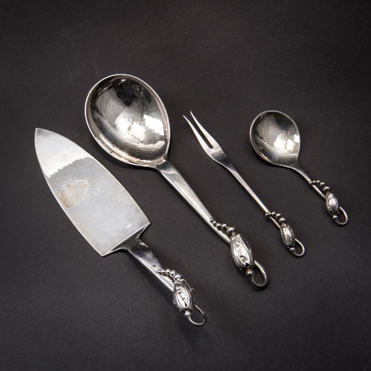 Hauptbild zu Objekt, Four pieces of  'Magnolia' silverware, 1919, Georg Jensen, Jensen, Georg, Kopenhagen, 138B 673