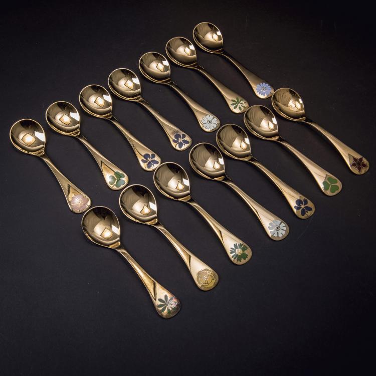 Hauptbild zu Objekt, 14 New Year's spoons, 1975-84, Rigmor Andersen, Jensen, Georg, Kopenhagen, 138B 676