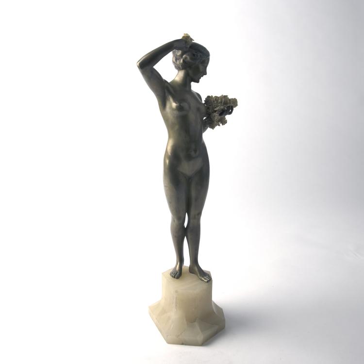 Bild 1 zu Objekt, Girl with flowers, 1920s, Otto Poertzel, 138B 416