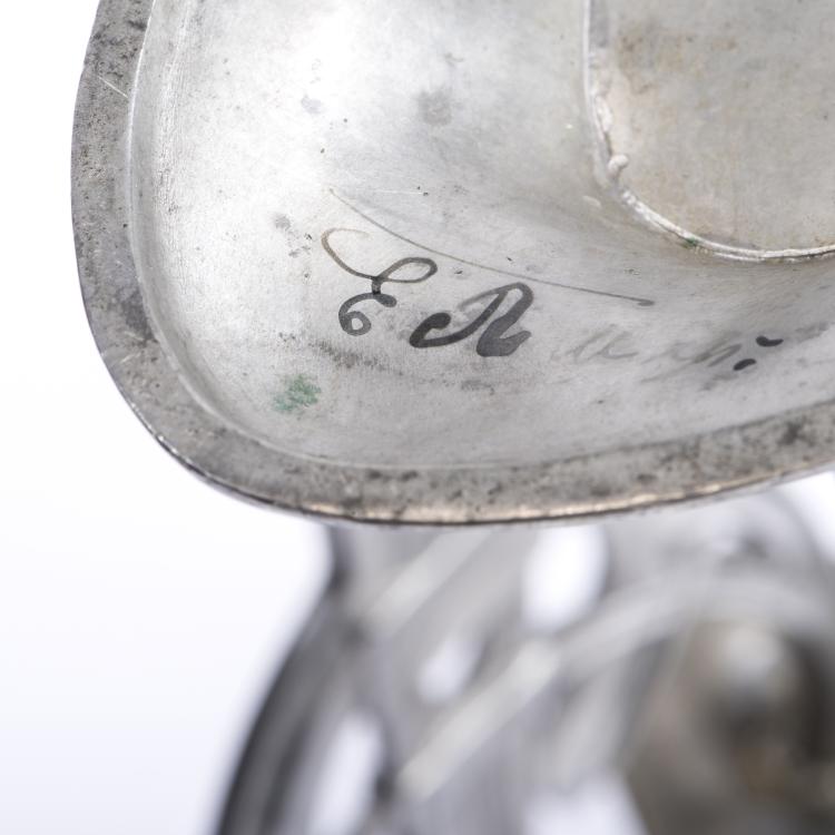 Bild 2 zu Objekt, Two candlesticks, c1902, Albert Reimann, Gerhardi & Cie., L&uuml;denscheid, 138B 640