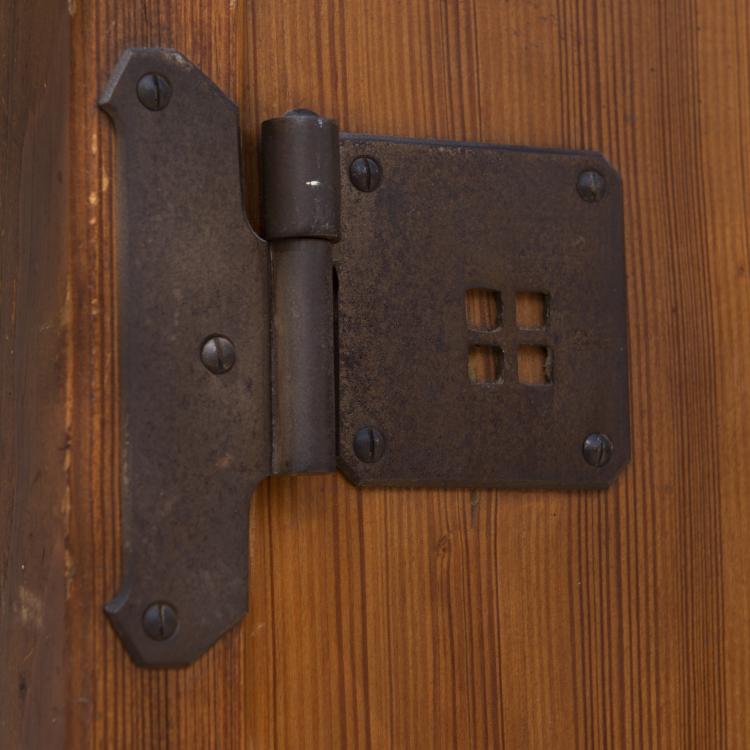 Bild 3 zu Objekt, 'Interior III' wardrobe, 1905, Richard Riemerschmid, Dresdener Werkst&auml;tten, Dresden-Hellerau, 139A 12