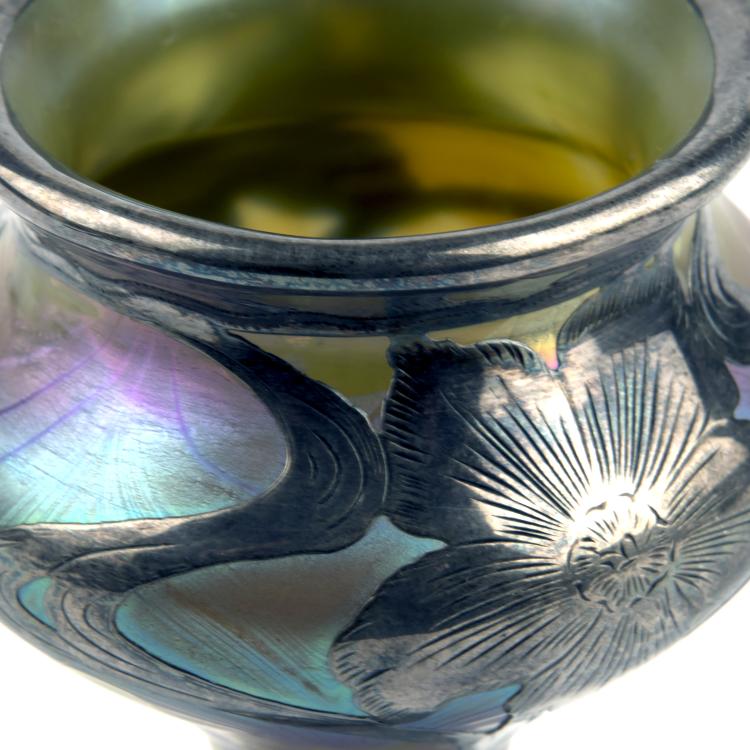 Bild 2 zu Objekt, Ph&auml;nomen vase with silver overlay, c1902, L&ouml;tz Wwe., Klosterm&uuml;hle, 138B 320