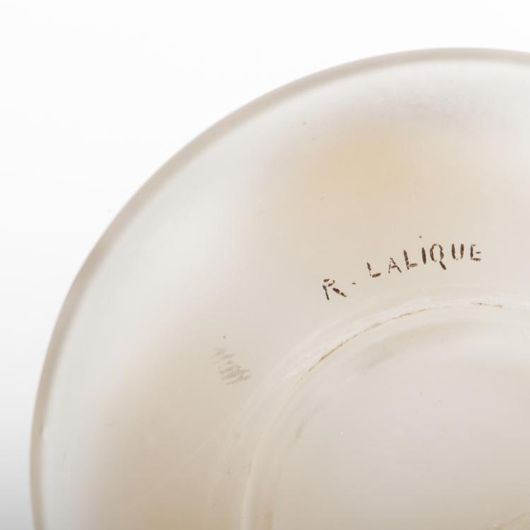 Bild 2 zu Objekt, 'Quatre Soleils' perfume bottle with stopper, 1912, Lalique, Ren&eacute;, Combs-la-Ville, 138A 3
