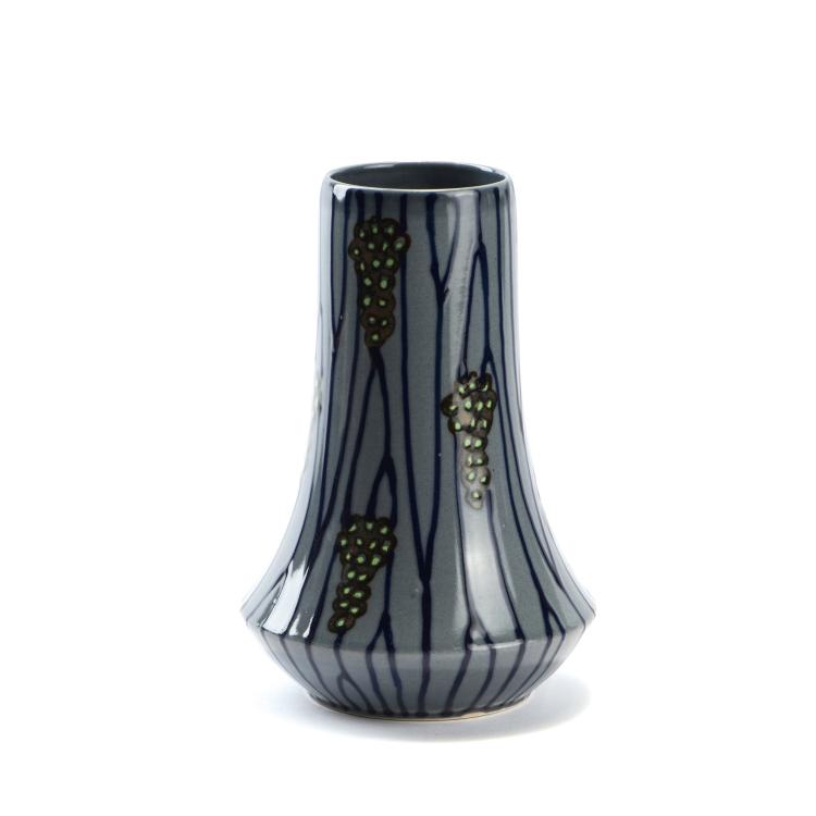 Hauptbild zu Objekt, Vase, c1912, Emilie Butters, Herrsching, Keramische Werkst&auml;tten, 138B 572