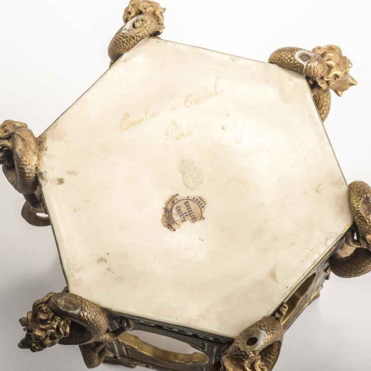 Bild 4 zu Objekt, Vase / Lantern, c1875 , Royal Worcester, Warmstry, 138B 596