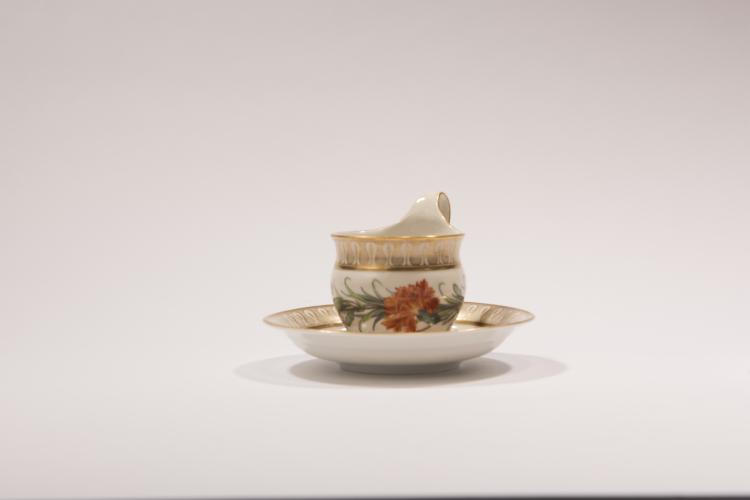 Bild 2 zu Objekt, 'Carnation' coffee mug, c1803, Berlin, KPM, 138B 487