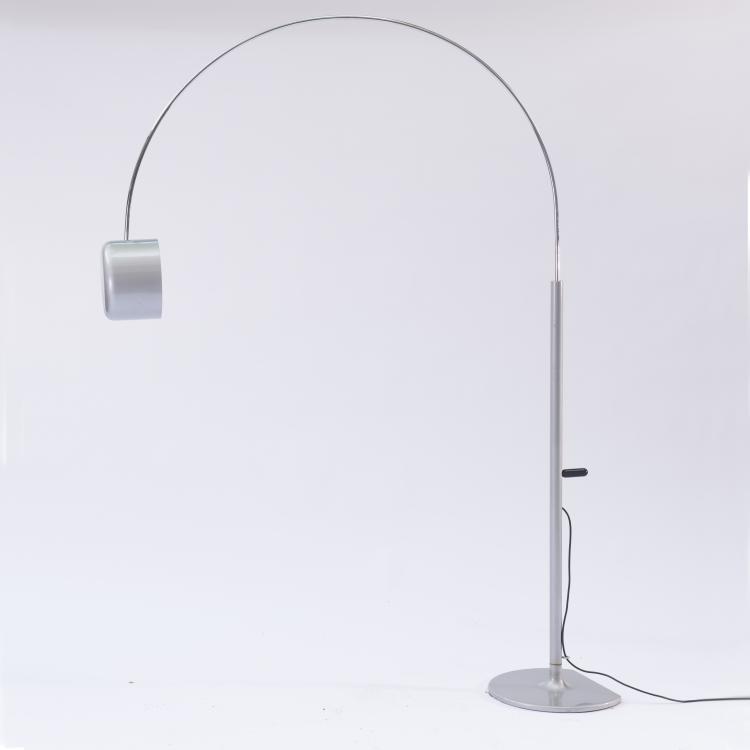 Bild 1 zu Objekt, Gro&szlig;e Bogenleuchte 'Coup&eacute;', 1967, Joe Colombo, Oluce, Mailand, 139B 501