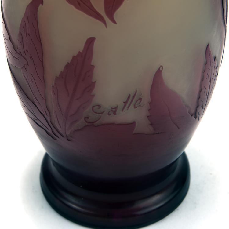 Bild 2 zu Objekt, 'Cerisier en fleurs' vase, 1908-14, Gall&eacute;, Etablissements, Nancy, 138B 224