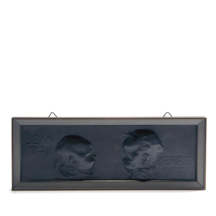 Hauptbild zu Objekt, 'Jean et Pierre' plaque, c1892, Alexandre Charpentier, 138B 463