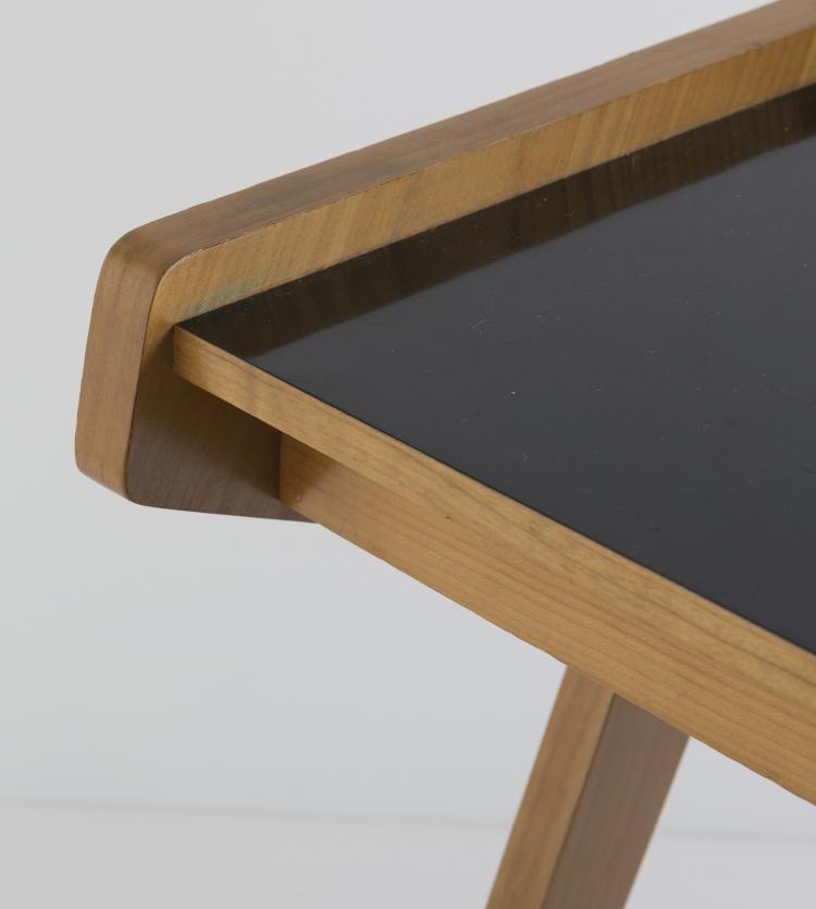 Bild 1 zu Objekt, Writing desk, c. 1955, Helmut Magg, Deutsche Werkst&auml;tten, M&uuml;nchen (zugeschrieben), 139A 131