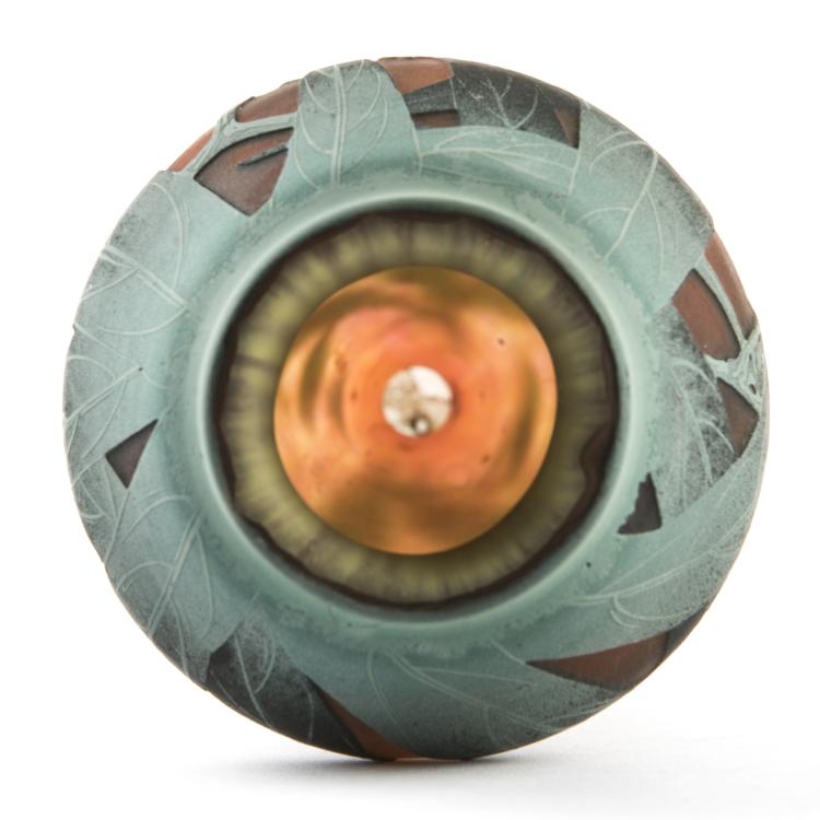 Bild 3 zu Objekt, 'Eucalyptus' vase, 1913, Daum Fr&egrave;res, Nancy, 138B 165