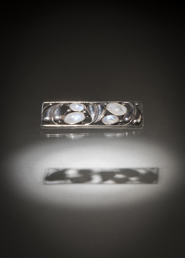 Bild 1 zu Objekt, Opal brooch, 1910-15, Josef Hoffmann, Wiener Werkst&auml;tte, 138B 712