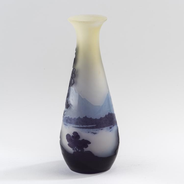 Bild 2 zu Objekt, 'La Ligne bleue des Vosges' vase, 1914-18, Gall&eacute;, Etablissements, Nancy, 138B 233