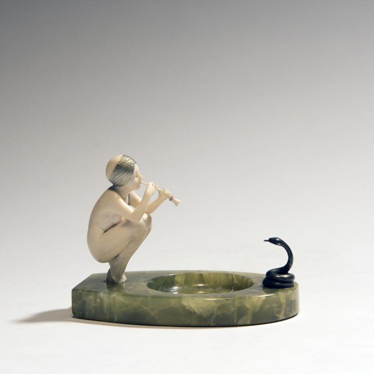 Bild 1 zu Objekt, 'Snake Charmer' tray, 1920s, Ferdinand Preiss, 138B 434