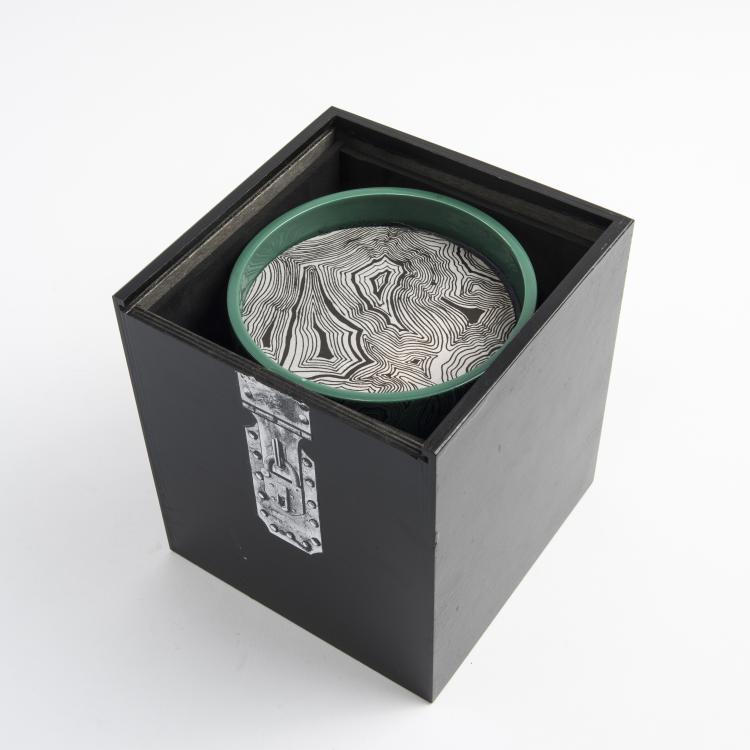 Bild 1 zu Objekt, 'Malachite' scented candle, 2010s, Barnaba Fornasetti, Fornasetti, Mailand, 139B 434