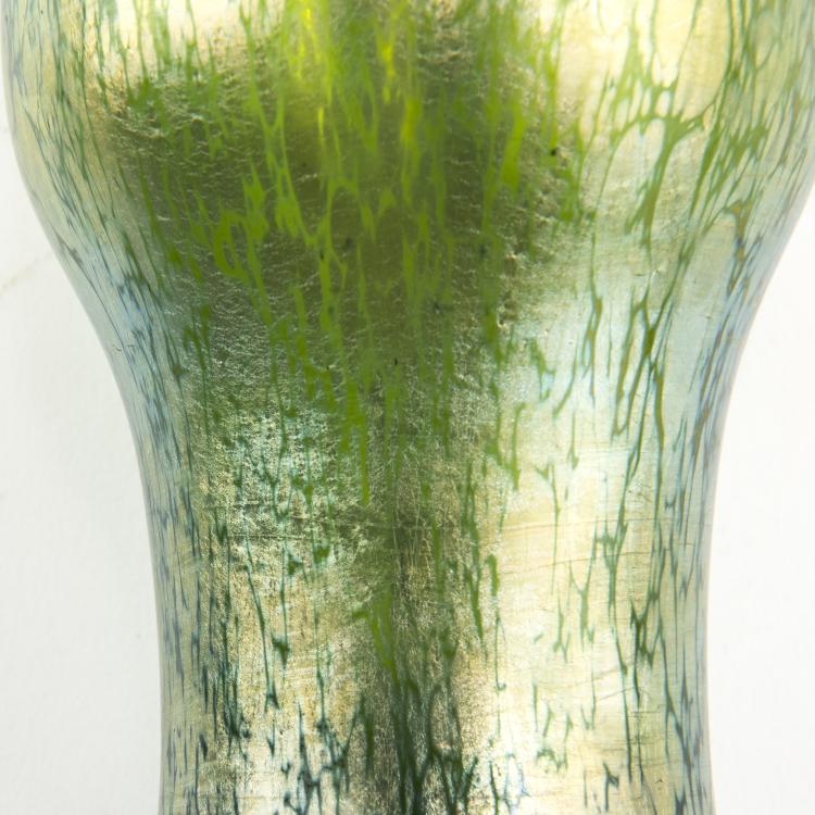 Bild 3 zu Objekt, 'Papillon' vase, 1900, L&ouml;tz Wwe., Klosterm&uuml;hle, 138B 315