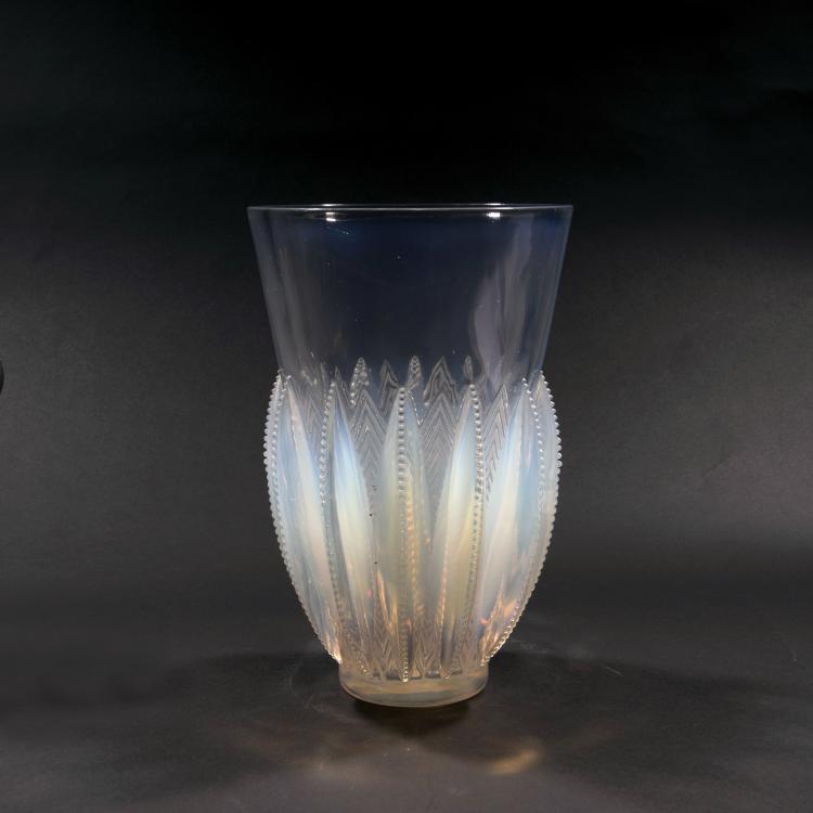 Bild 1 zu Objekt, 'G&eacute;rardmer' vase, 1934, Lalique, Ren&eacute;, Wingen-sur-Moder, 138A 72
