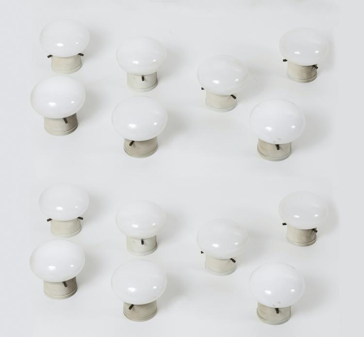 Hauptbild zu Objekt, 12 Wand-/Deckenleuchten, um 1955, Oluce, Mailand (zugeschrieben), 139B 315