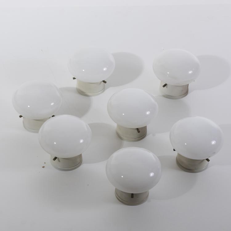 Bild 3 zu Objekt, 12 Wand-/Deckenleuchten, um 1955, Oluce, Mailand (zugeschrieben), 139B 315