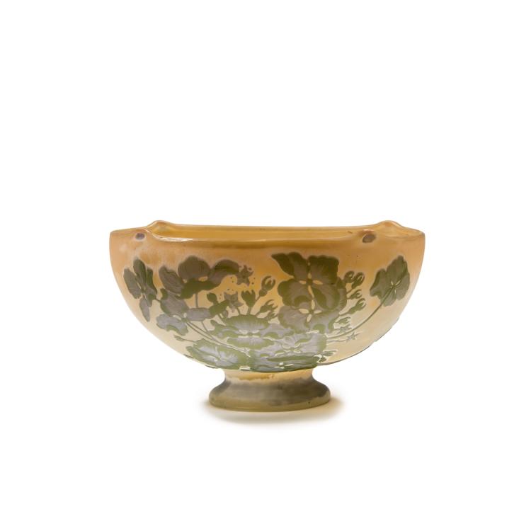 Hauptbild zu Objekt, Footed 'Hortensias' bowl, 1902-03, Gall&eacute;, Emile, Nancy, 138B 207