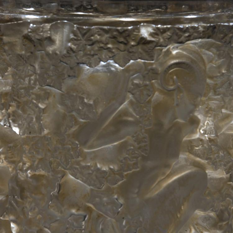Bild 1 zu Objekt, Vase 'Bacchus', 1938, Lalique, Ren&eacute;, Wingen-sur-Moder, 138A 80