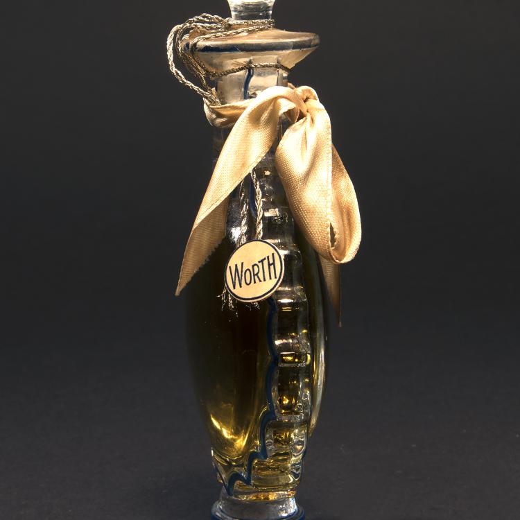 Bild 2 zu Objekt, Flakon 'Requ&egrave;te' f&uuml;r Worth, 1944, Lalique, Ren&eacute;, Wingen-sur-Moder, 138A 87
