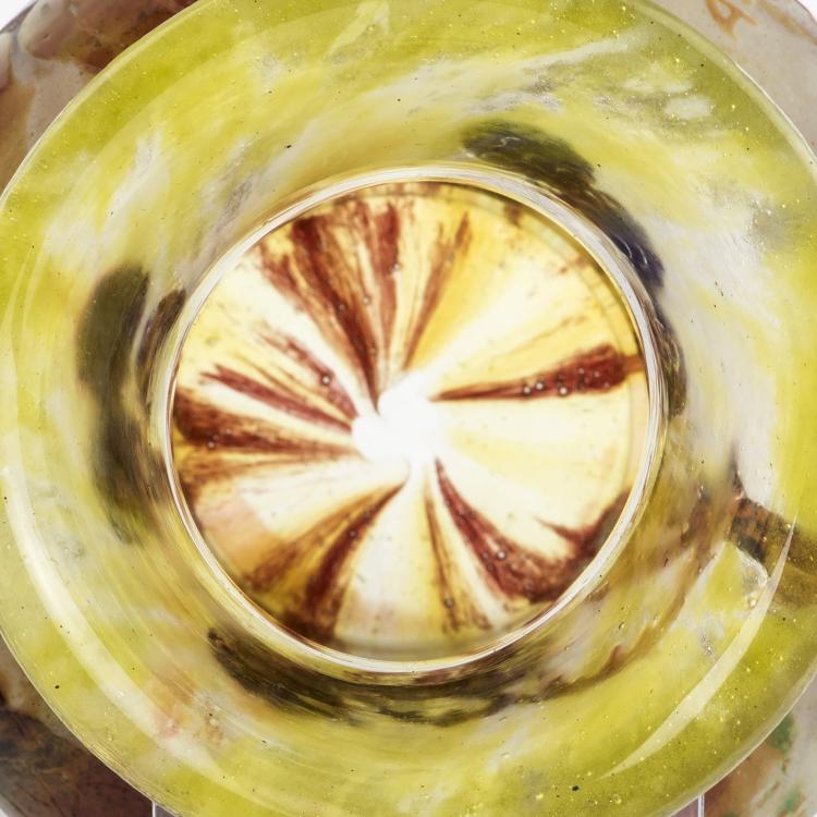 Bild 2 zu Objekt, 'M&ucirc;res en automne' vase, c1910, Daum Fr&egrave;res, Nancy, 138B 151