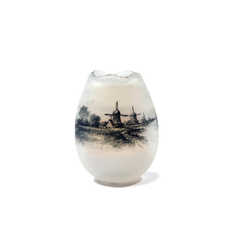 Hauptbild zu Objekt, 'Paysage Delft' vase, 1899, Daum Fr&egrave;res, Nancy, 138B 117